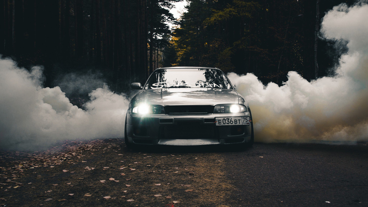Autumn Forest Tuning Car Smoke красивое спортивное авто в лесу в дыму